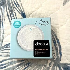 Dodow Sleep Aid Device